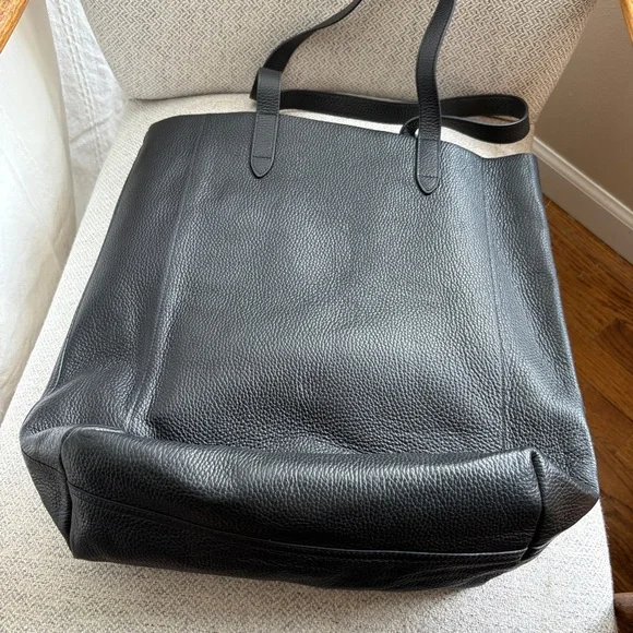 Cuyana Tall Structured Tote - Picture 3 of 7
